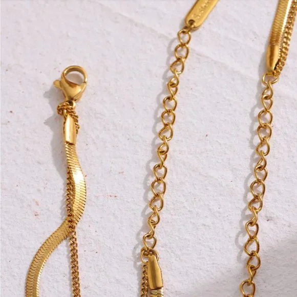 NEW Stainless Steel Cubic Zirconia Pendant Necklace - Picture 3 of 6